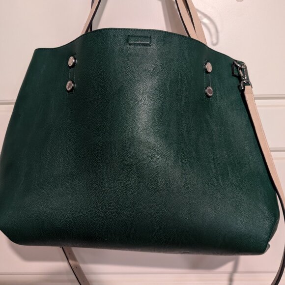 Calvin Klein Purse Reversible Tote Green & Tan Large Size W/wristlet - Picture 2 of 6